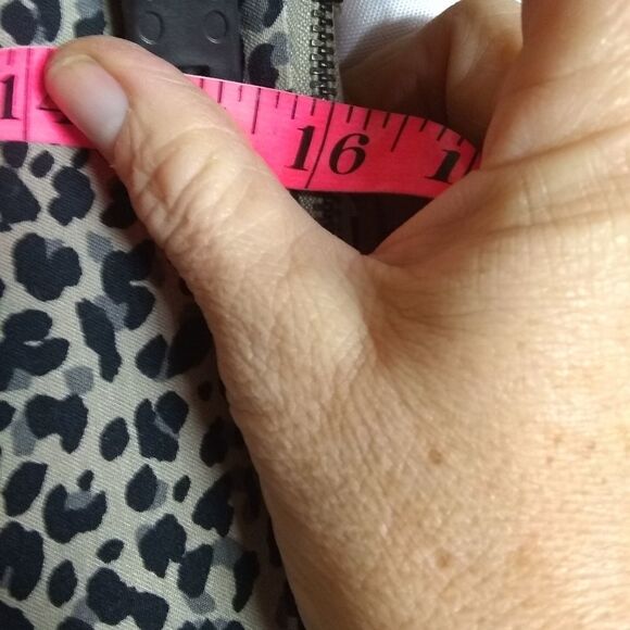 A New Day leopard print pants - Picture 5 of 7